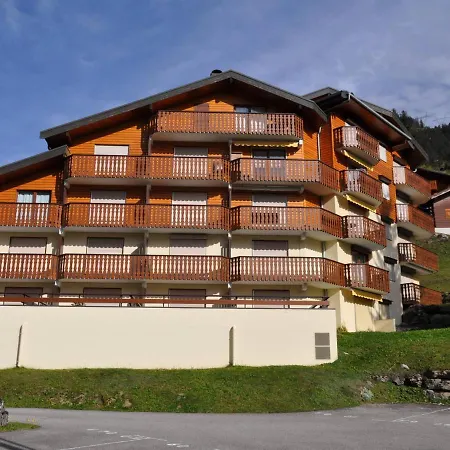 Confortable Avec Coin Montagne Et Parking à - Fr-1-693-59