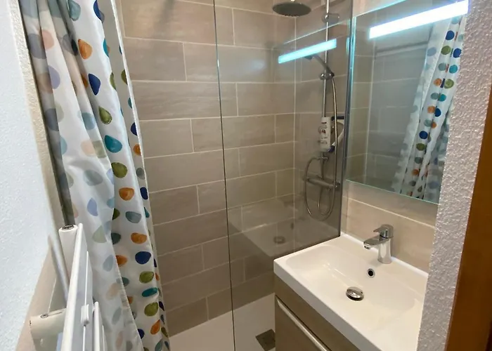 Apartmán Tranquille Avec Balcon Et Parking Proche Centre - Fr-1-693-59